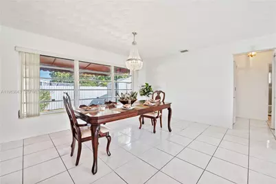 2055 NW 132nd St, Miami, FL 33167 - Photo 12
