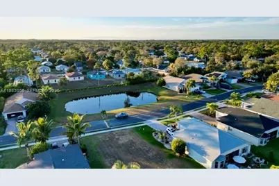 1570 SW 16th Ct SW, Vero Beach, FL 32962 - Photo 8