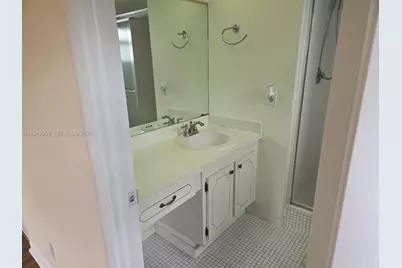 9261 Sunrise Lakes Blvd #201, Sunrise, FL 33322 - Photo 30