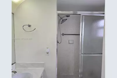 9261 Sunrise Lakes Blvd #201, Sunrise, FL 33322 - Photo 28