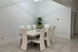 11581 SW 10th Ct, Pembroke Pines, FL 33025 - Photo 8