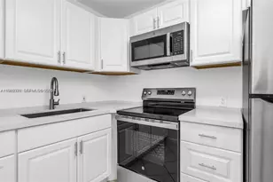 257 Fanshaw G, Boca Raton, FL 33434 - Photo 8