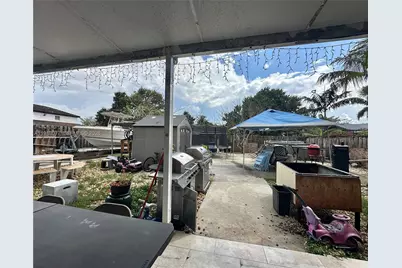 15302 SW 180th Ter, Miami, FL 33187 - Photo 14
