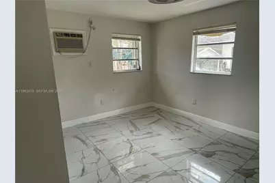 2601 N 66th Ave, Hollywood, FL 33024 - Photo 8