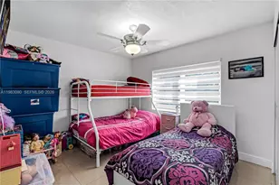 13715 Kendale Lakes Cir, Miami, FL 33183 - Photo 14