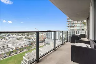 121 NE 34th St, Miami, FL 33137 - Photo 18