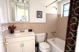 17000 NE 14th Ave, Miami, FL 33162 - Photo 10