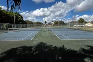 12980 Vista Isles Dr, Sunrise, FL 33325 - Photo 34