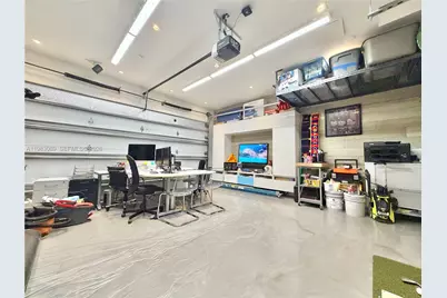 7475 NW 97th Ct, Doral, FL 33178 - Photo 34