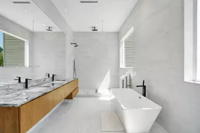 19914 NE 19th Ct, Miami, FL 33179 - Photo 18