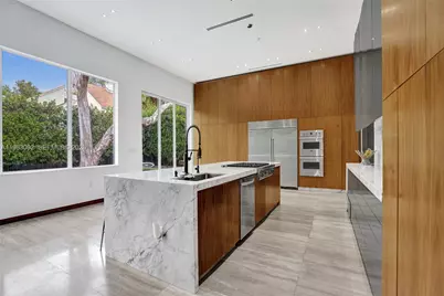 19914 NE 19th Ct, Miami, FL 33179 - Photo 4