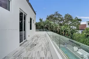 19914 NE 19th Ct, Miami, FL 33179 - Photo 26