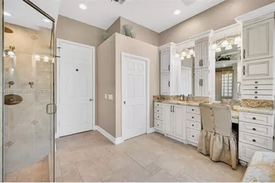 1083 SW 156th Ter, Pembroke Pines, FL 33027 - Photo 44