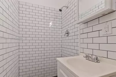 259 NE 56th St #1, Miami, FL 33137 - Photo 18