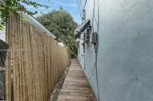 259 NE 56th St, Miami, FL 33137 - Photo 30