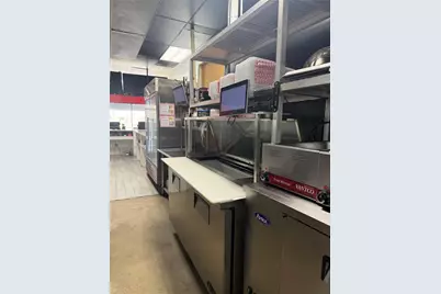 9610 Pines Blvd, Pembroke Pines, FL 33024 - Photo 8