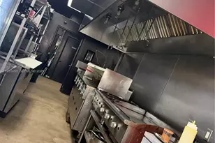 9610 Pines Blvd, Pembroke Pines, FL 33024 - Photo 1