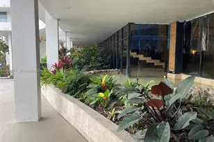 5555 Collins Ave, Miami Beach, FL 33140 - Photo 6