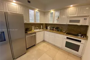 5555 Collins Ave, Miami Beach, FL 33140 - Photo 10