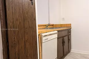 13390 NE 7th Ave, North Miami, FL 33161 - Photo 12