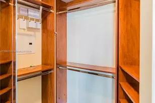 347 N New River Dr E, Fort Lauderdale, FL 33301 - Photo 16