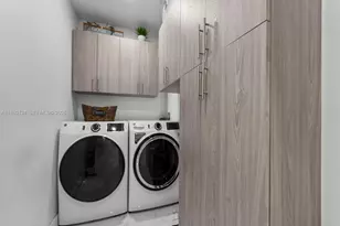 120 W 50th St, Hialeah, FL 33012 - Photo 20
