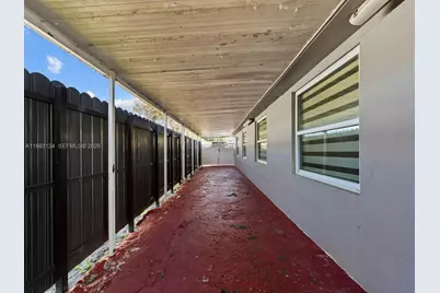 120 W 50th St, Hialeah, FL 33012 - Photo 36