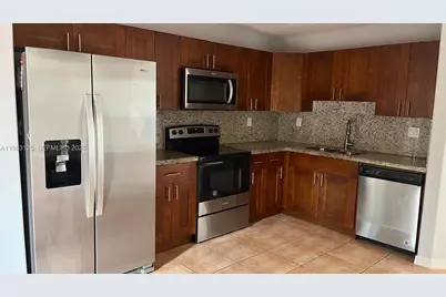 16424 SW 73rd Ter #16424, Miami, FL 33193 - Photo 2