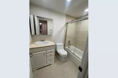 8107 SW 72nd Ave #423E, Miami, FL 33143 - Photo 10