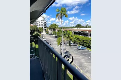 8107 SW 72nd Ave #423E, Miami, FL 33143 - Photo 1