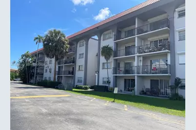 8107 SW 72nd Ave #423E, Miami, FL 33143 - Photo 16