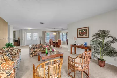 16623 Waters Edge Dr, Weston, FL 33326 - Photo 6