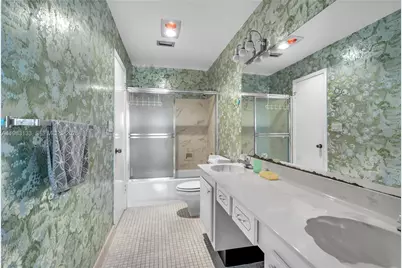 16623 Waters Edge Dr, Weston, FL 33326 - Photo 24