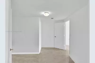 17201 Collins Ave #704, Sunny Isles Beach, FL 33160 - Photo 38
