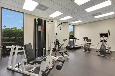 20100 W Country Club Dr #403, Aventura, FL 33180 - Photo 22