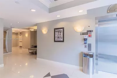 111 E Flagler St #805, Miami, FL 33131 - Photo 24