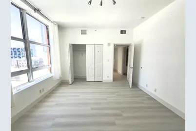 111 E Flagler St #805, Miami, FL 33131 - Photo 12