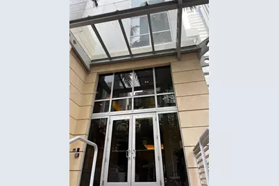 1060 Brickell Ave #1707, Miami, FL 33131 - Photo 2