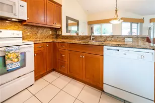 828 NW 99th Ave, Plantation, FL 33324 - Photo 14