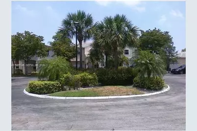 828 NW 99th Ave, Plantation, FL 33324 - Photo 6