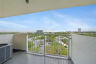 2000 NE 135th St, North Miami, FL 33181 - Photo 20