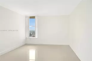 2000 NE 135th St, North Miami, FL 33181 - Photo 14