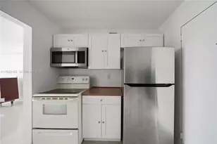 2000 NE 135th St, North Miami, FL 33181 - Photo 8