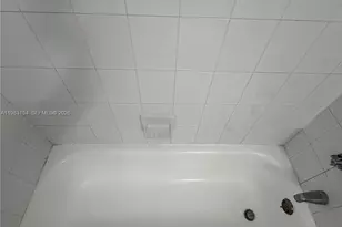 251 NW 177th St, Miami Gardens, FL 33169 - Photo 8