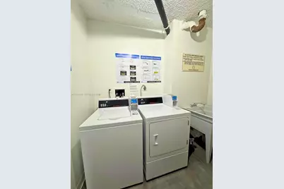 20100 W Country Club Dr #405, Aventura, FL 33180 - Photo 18