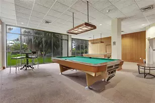 20100 W Country Club Dr, Aventura, FL 33180 - Photo 22