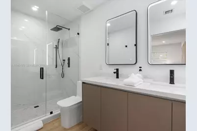 301 88th St, Surfside, FL 33154 - Photo 36