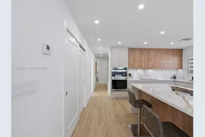 301 88th St, Surfside, FL 33154 - Photo 30