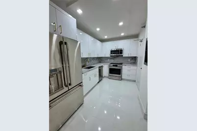 10185 Collins Ave #606, Bal Harbour, FL 33154 - Photo 2
