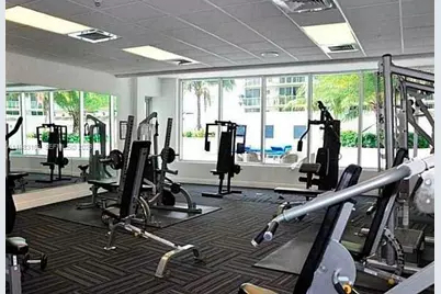1750 N Bayshore Dr #1104, Miami, FL 33132 - Photo 12